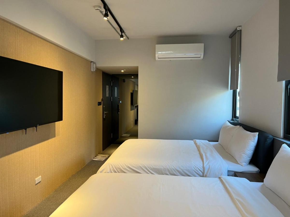 Doudian DDiNN Hotel Taichung Buitenkant foto