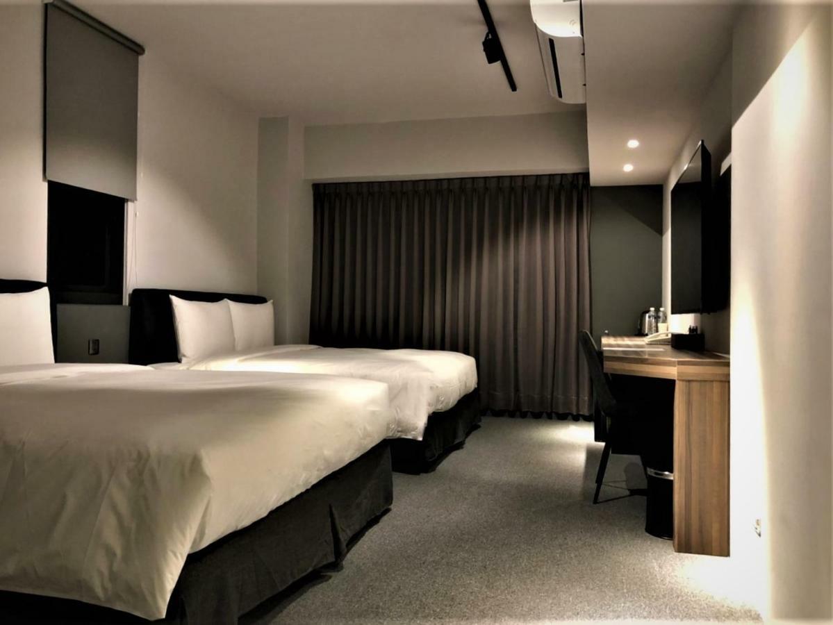 Doudian DDiNN Hotel Taichung Buitenkant foto