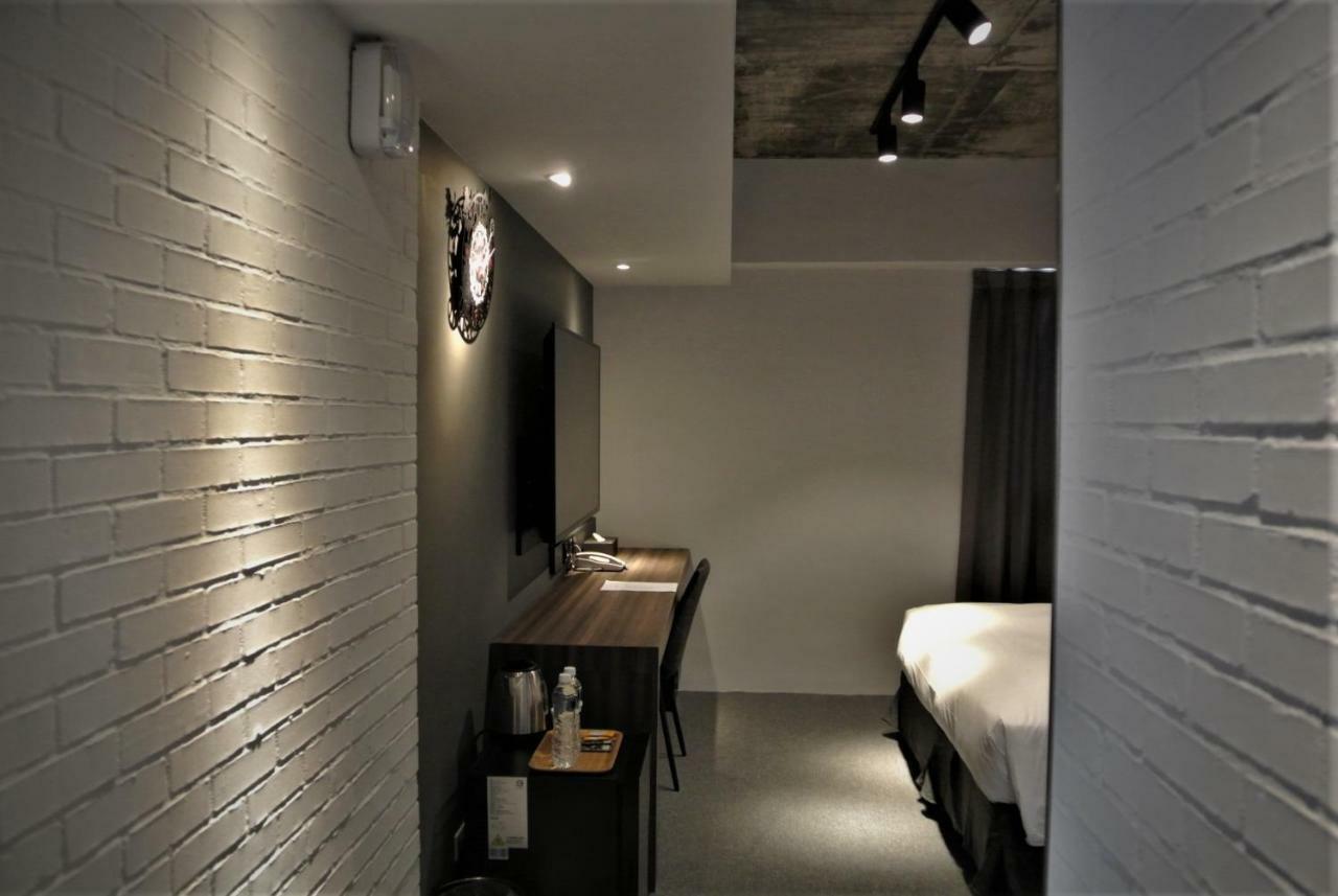 Doudian DDiNN Hotel Taichung Buitenkant foto
