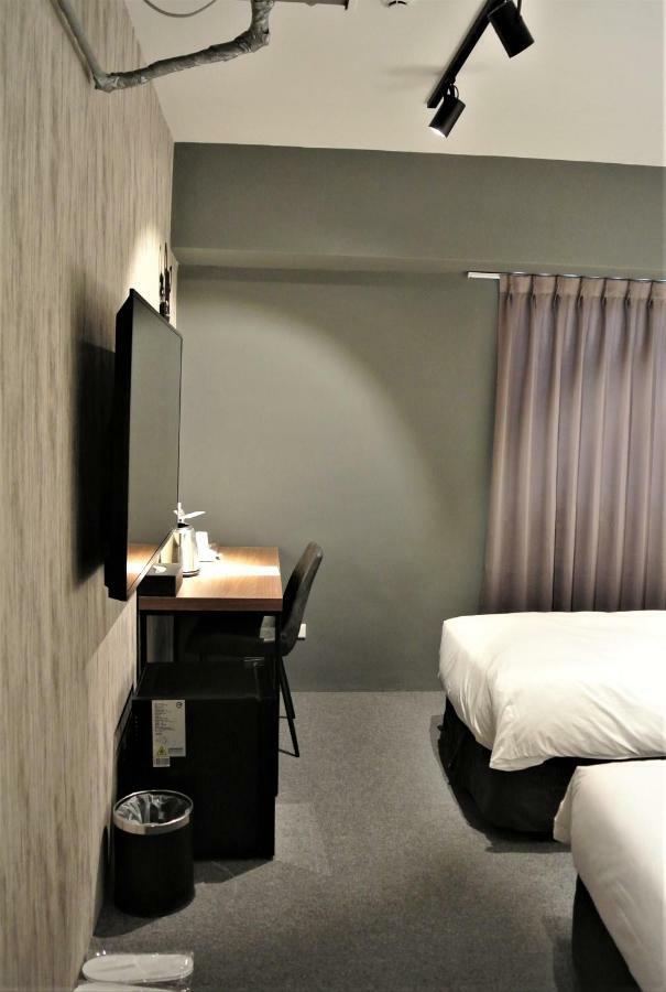Doudian DDiNN Hotel Taichung Buitenkant foto