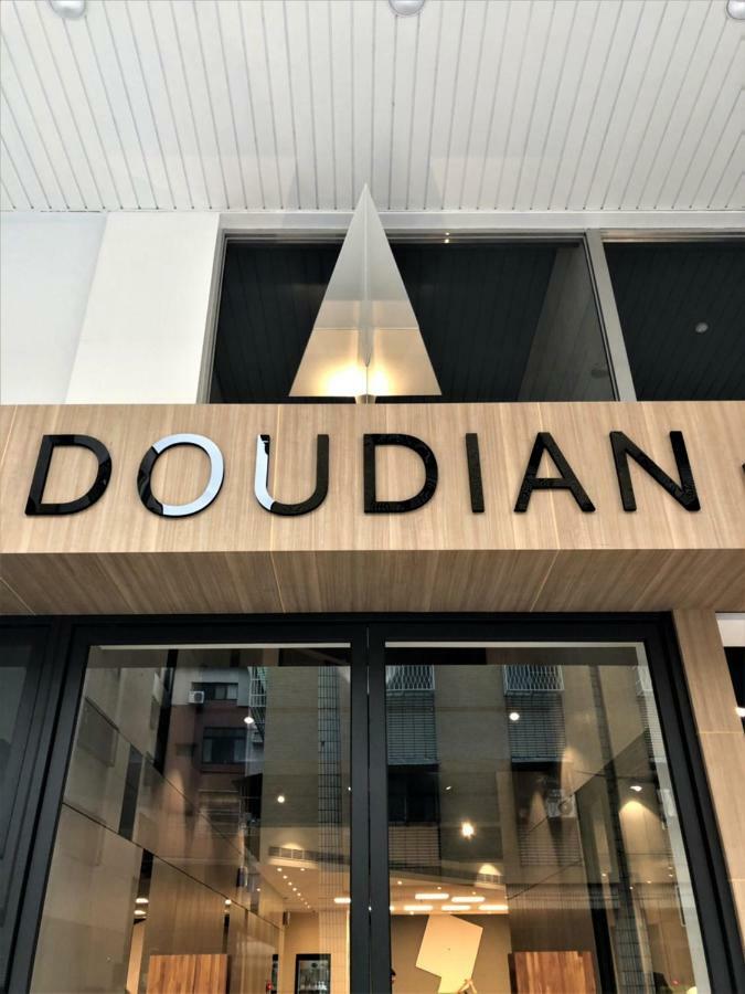 Doudian DDiNN Hotel Taichung Buitenkant foto