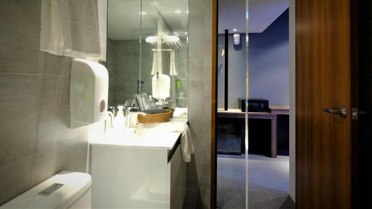 Doudian DDiNN Hotel Taichung Buitenkant foto