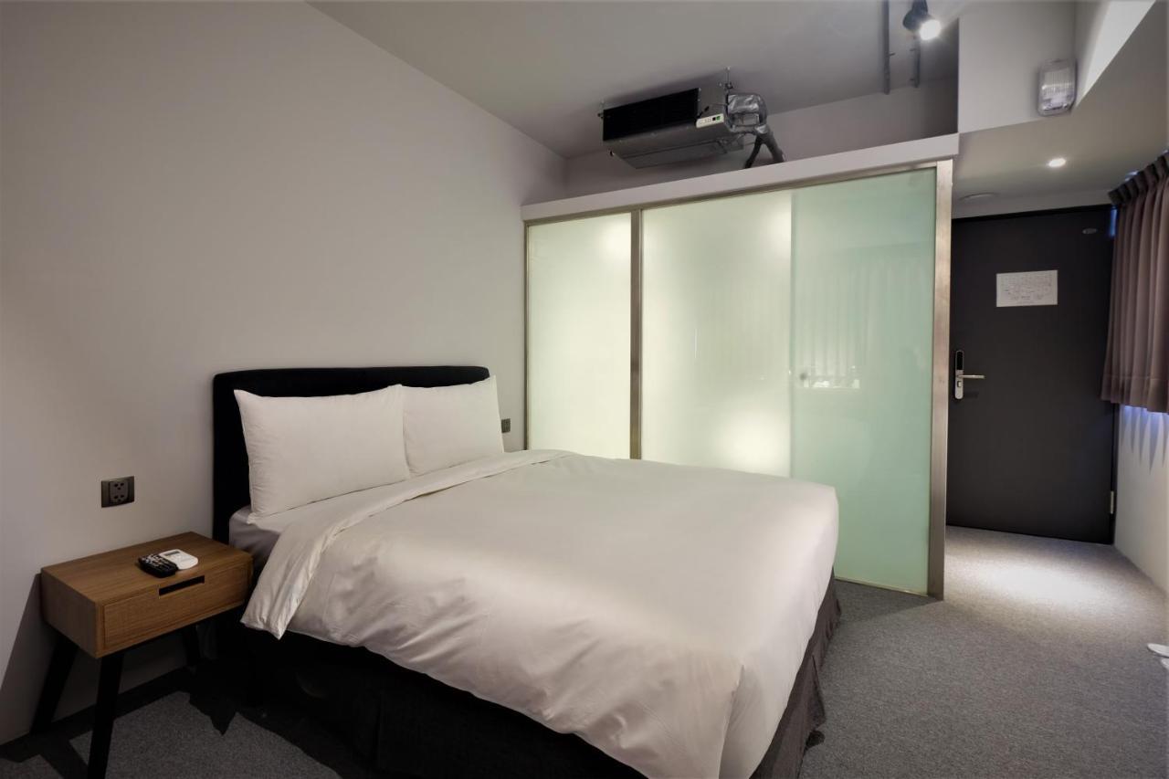 Doudian DDiNN Hotel Taichung Buitenkant foto